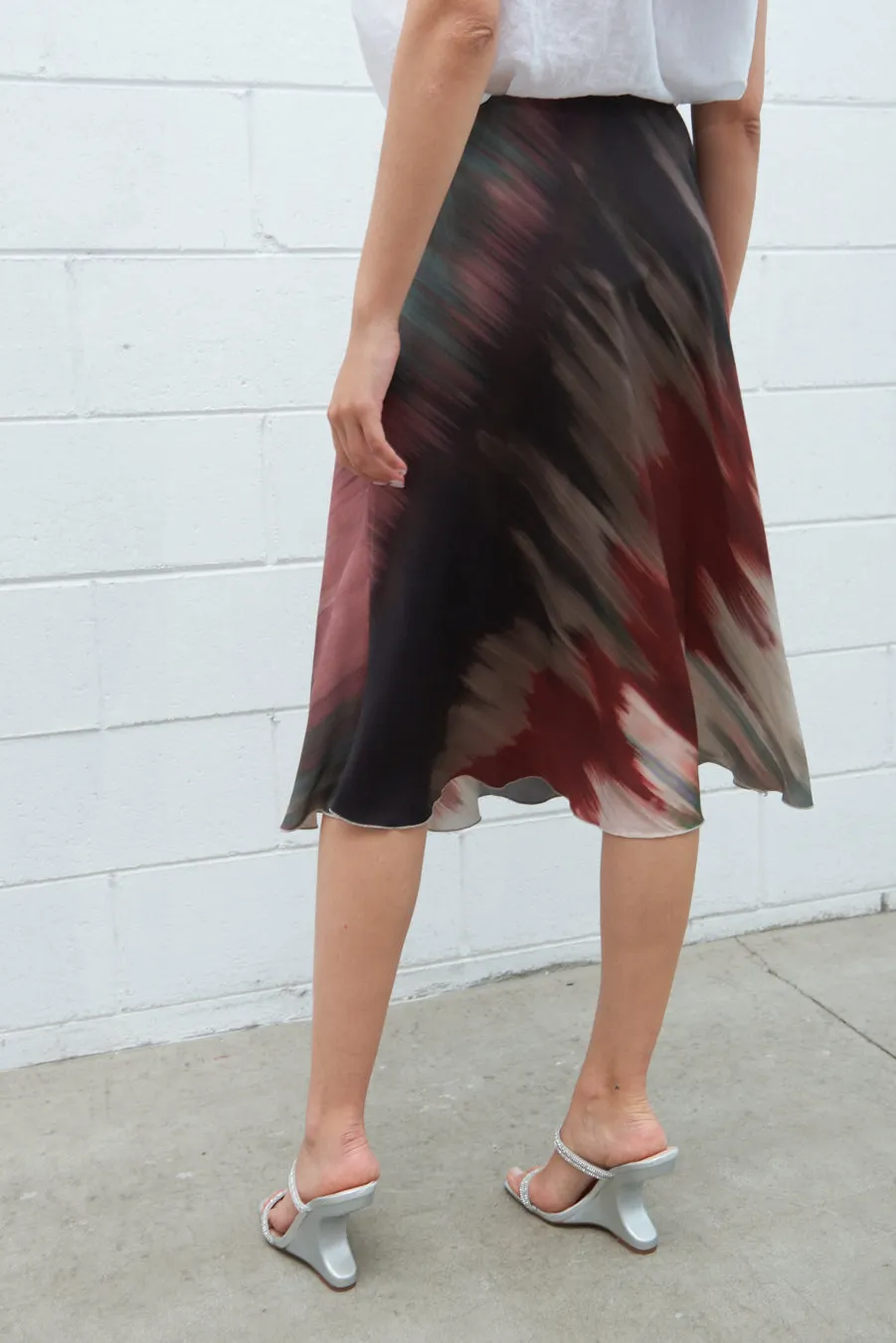 Abstract print A-line midi skirt wholesale