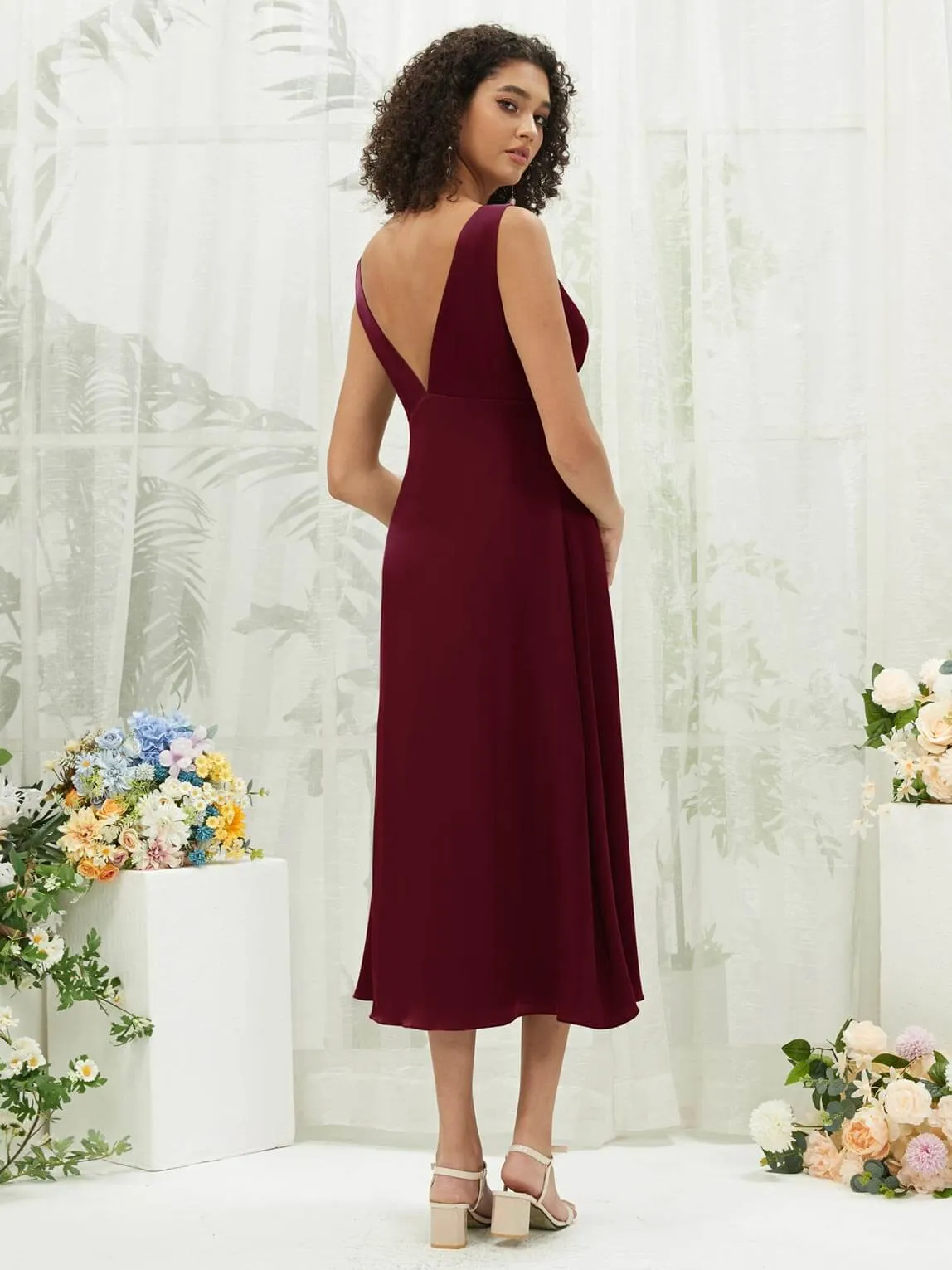 Burgundy V-Neck Detachable Bow Straps V-Neck Silk Satin Convertible Bridesmaid Dress Tea Length