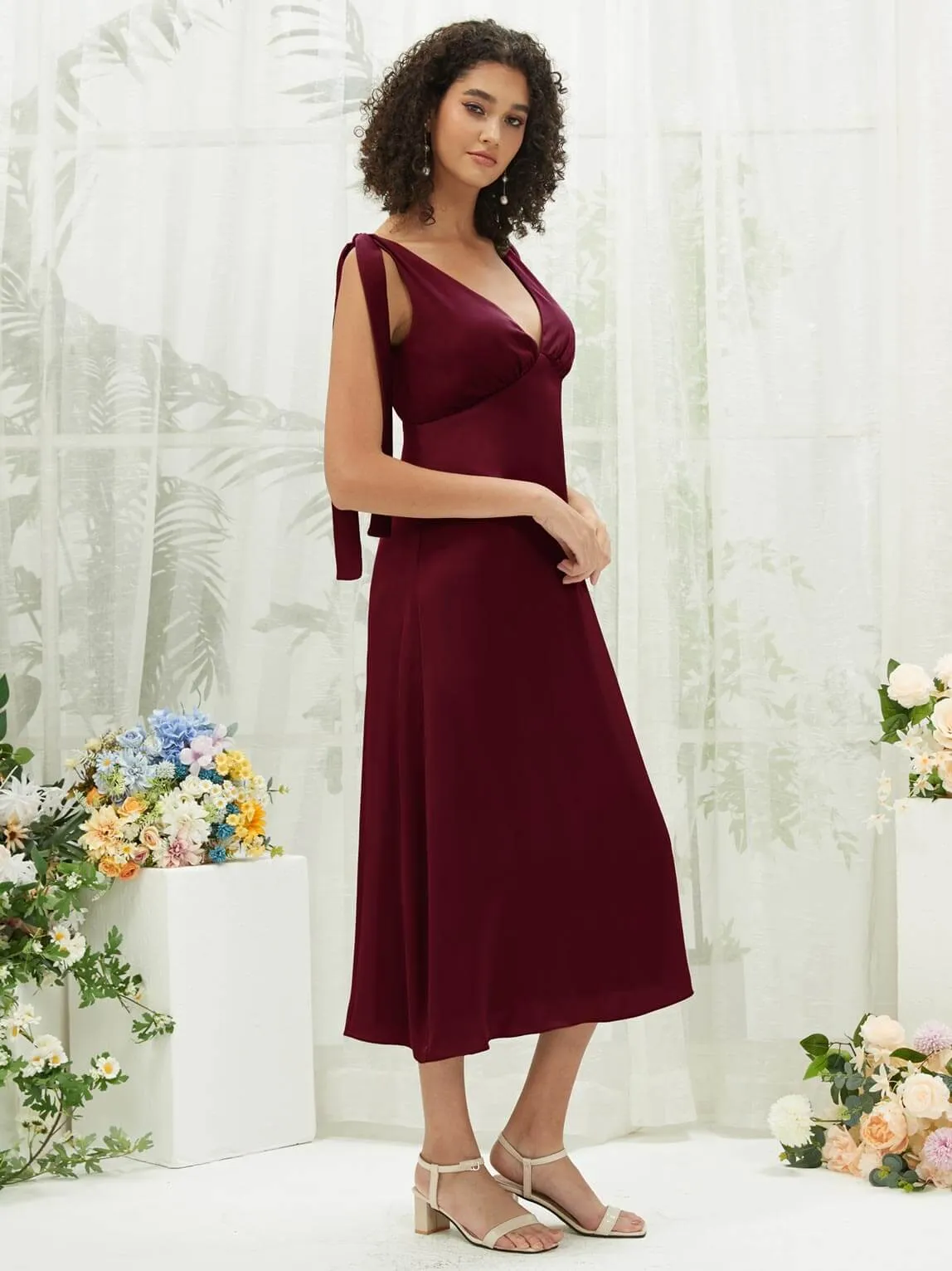 Burgundy V-Neck Detachable Bow Straps V-Neck Silk Satin Convertible Bridesmaid Dress Tea Length