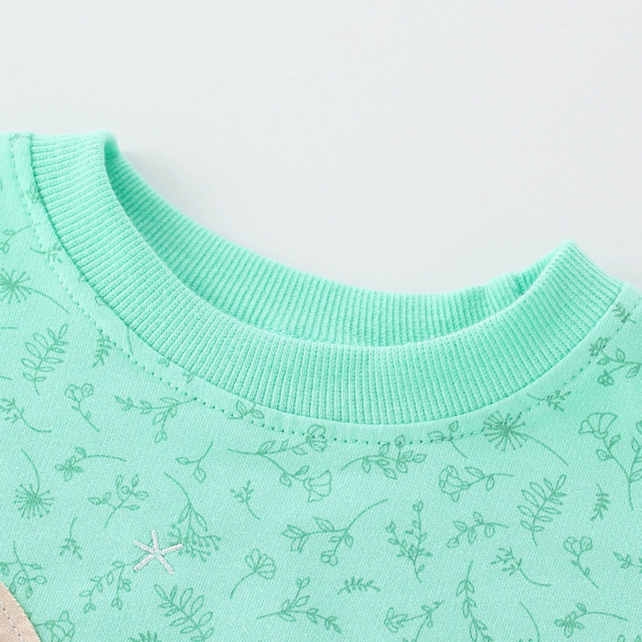 Full Sleeve Cute Bunny with Bow Theme Girls Sweatshirt, Green