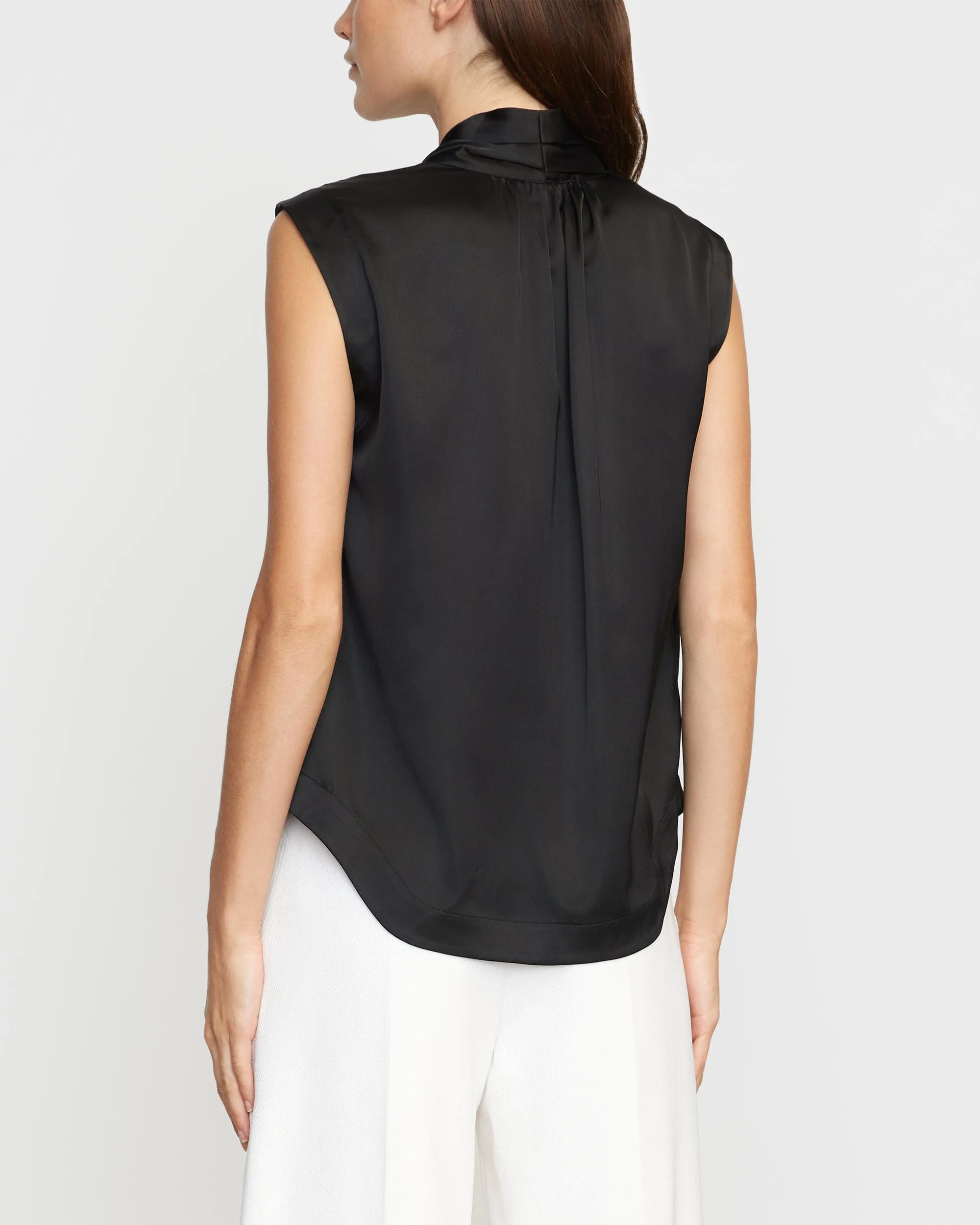 Jae V-Neck Sleeveless Blouse