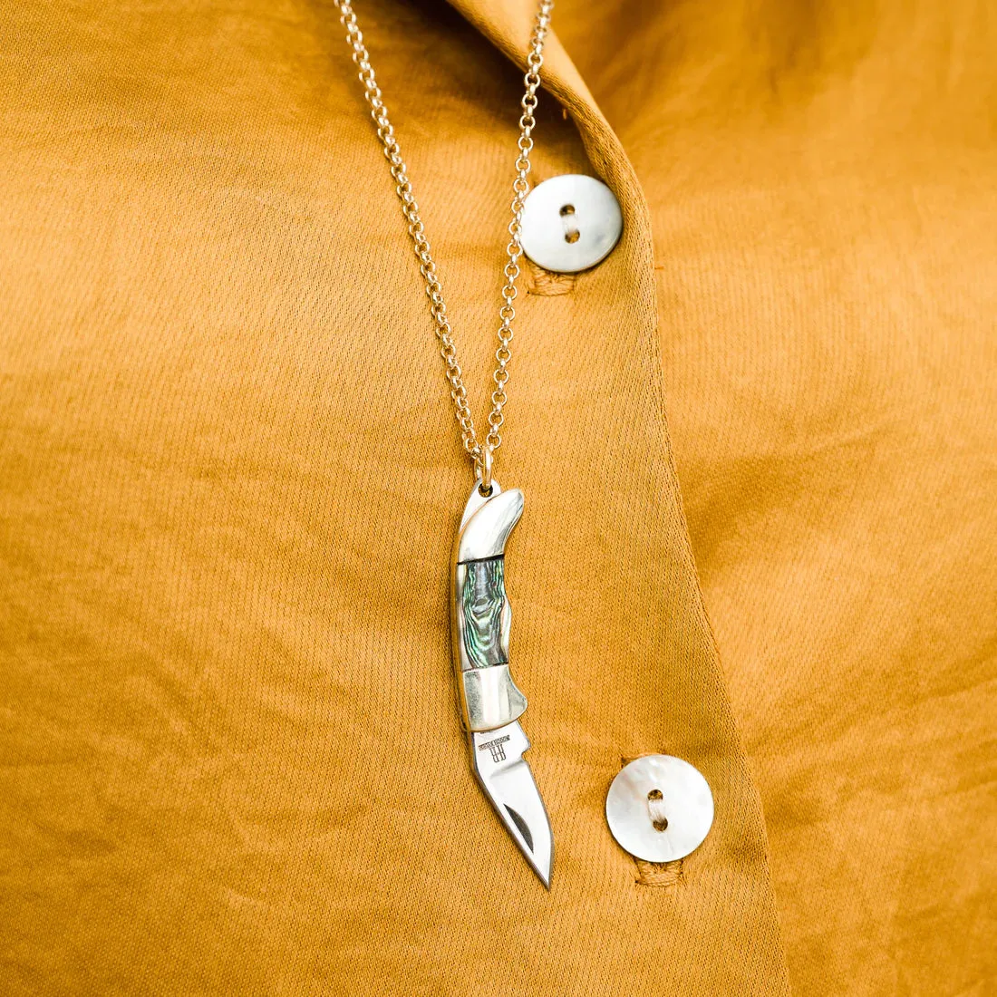 Knife Patterned Necklace