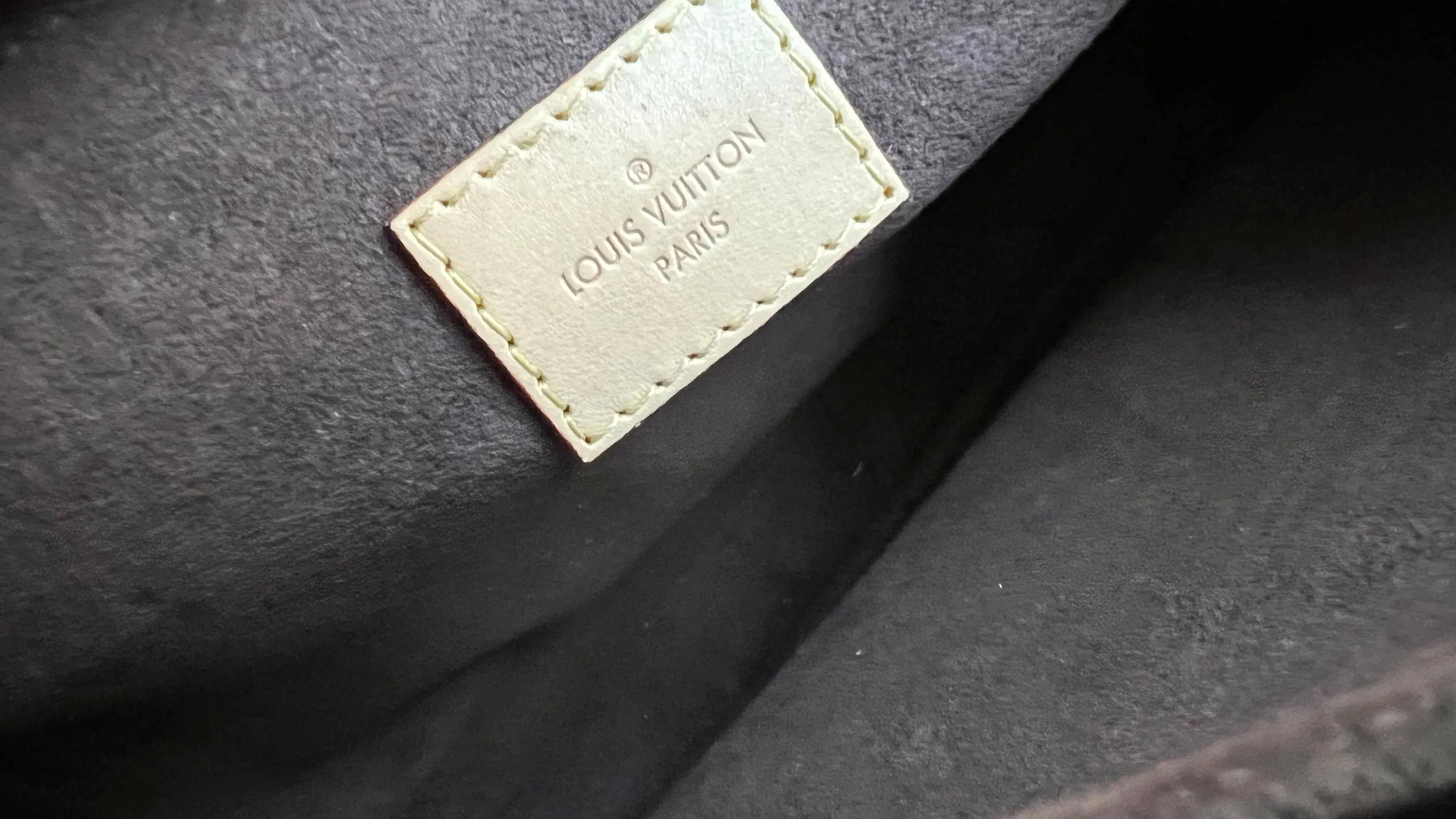 Louis Vuitton Pochette Metis Bag